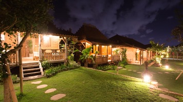  VILLA KODOLOLO 