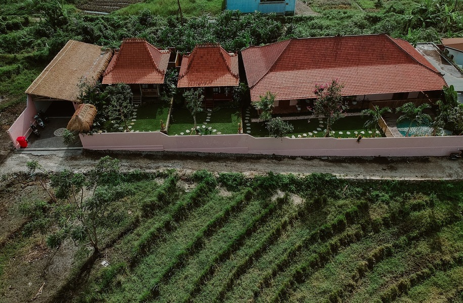  VILLA KODOLOLO 