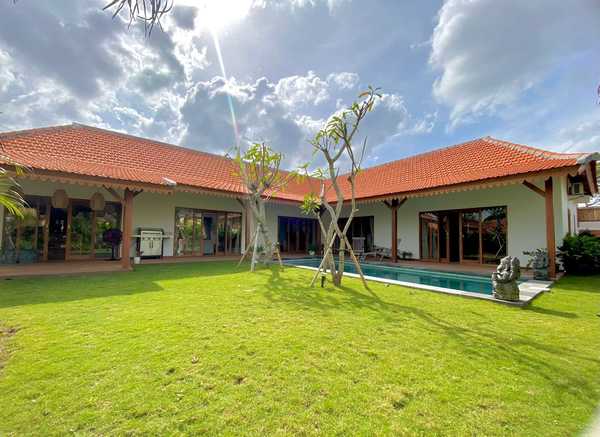  VILLA DAVBABA 
