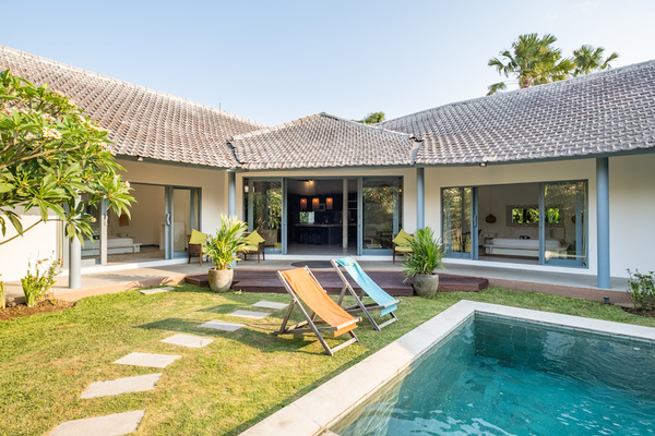  VILLA SAWAGE 