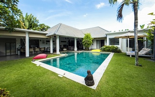  VILLA CECILIA 