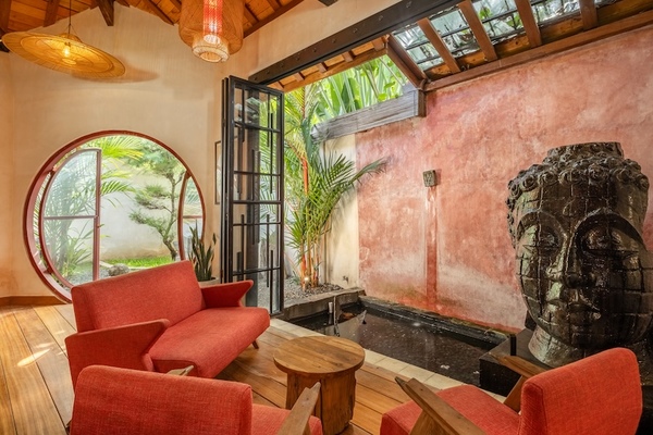  VILLA KAYUSTEPH 