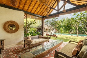  VILLA KAYUSTEPH 