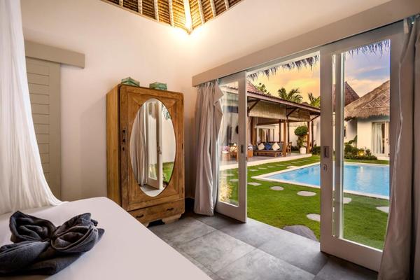  VILLA SENANG 