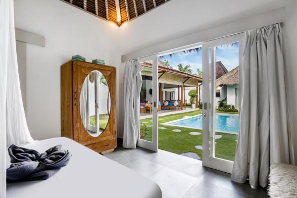  VILLA SENANG 