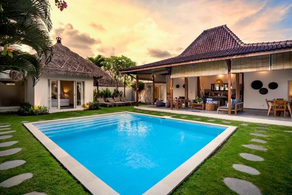  VILLA SENANG 