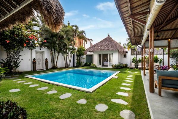  VILLA SENANG 