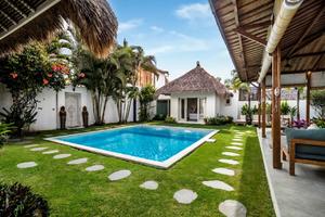  VILLA SENANG 
