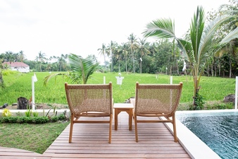  VILLA WHITE KEDUNGU 