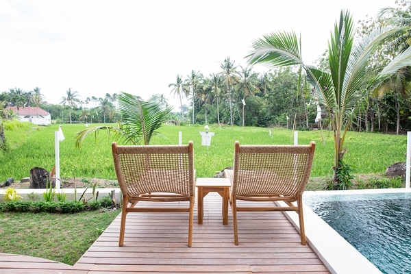  VILLA WHITE KEDUNGU 