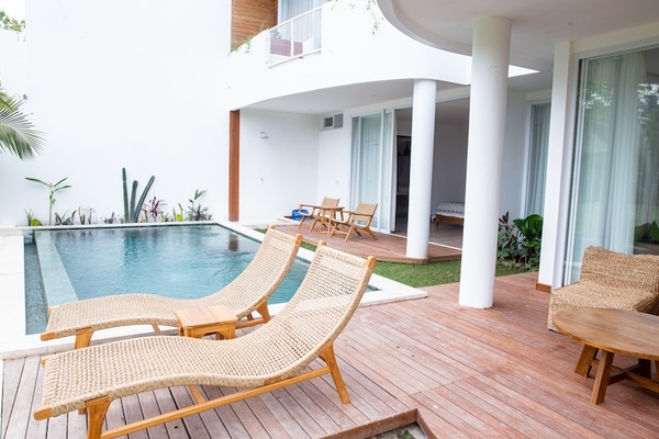  VILLA WHITE KEDUNGU 