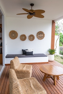  VILLA WHITE KEDUNGU 