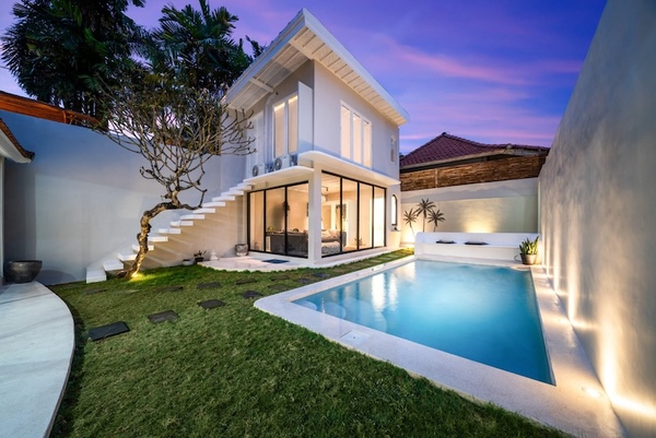  VILLA NASNAS 