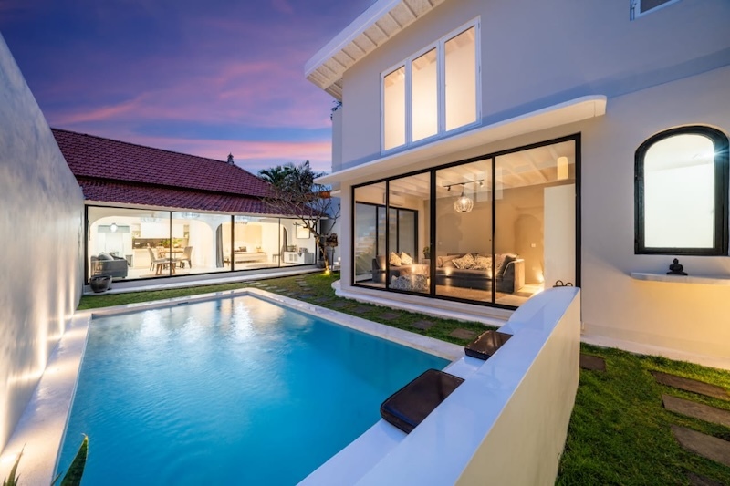  VILLA NASNAS 