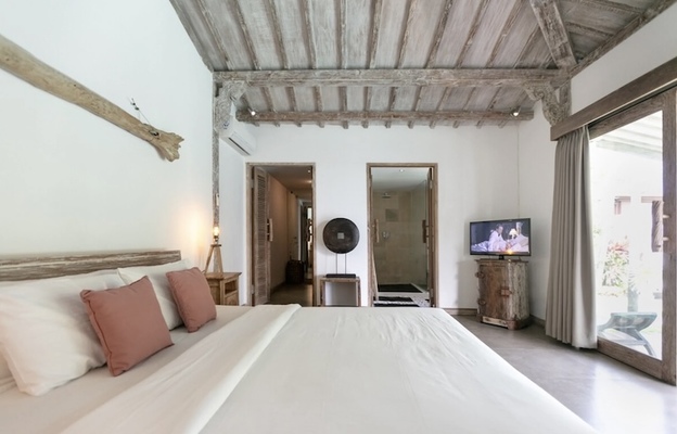  VILLA GREGOS 