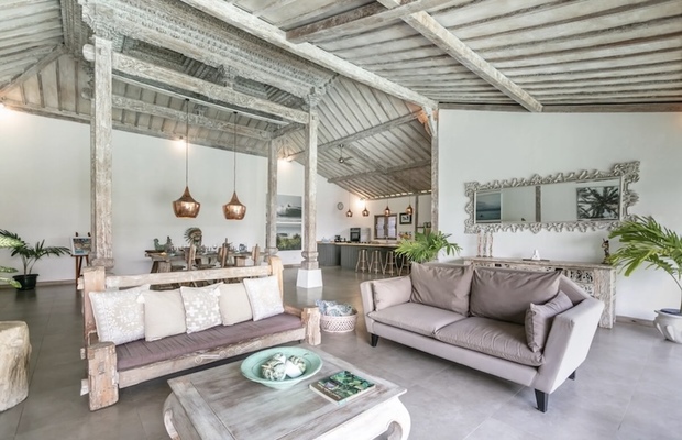  VILLA GREGOS 