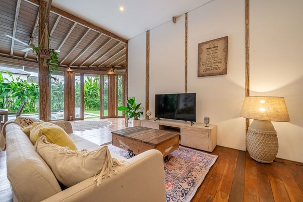  VILLA MANUKAYU 