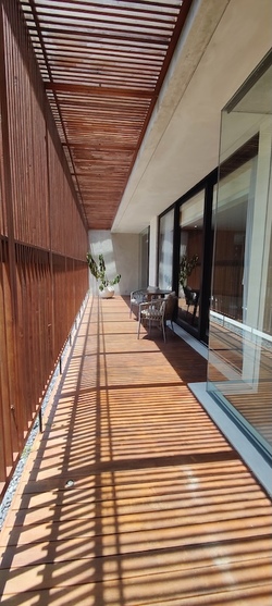  VILLA METIS 