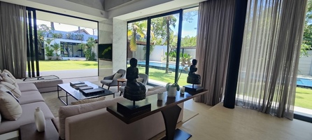  VILLA METIS 