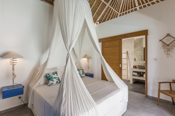  VILLA CHARLY 