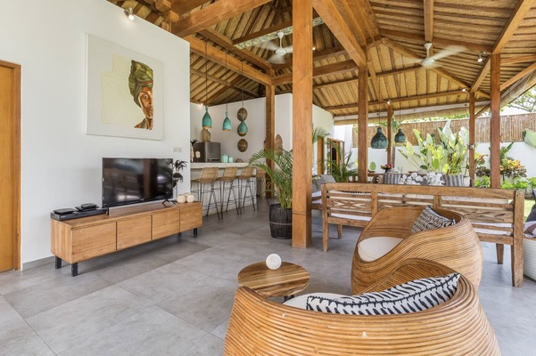  VILLA CHARLY 