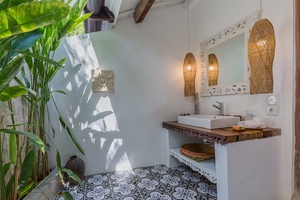  VILLA KAYULAMA UMALAS 