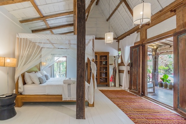  VILLA KAYULAMA UMALAS 