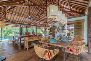  VILLA KAYULAMA UMALAS 