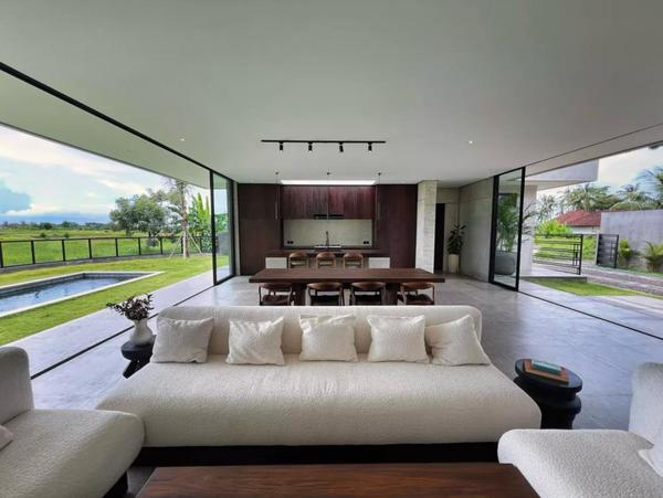  VILLA CALKABA 