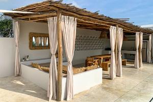 VILLA CEPAKA WOU 
