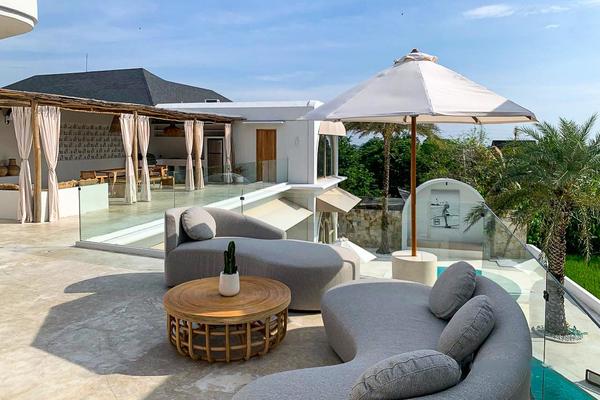  VILLA CEPAKA WOU 