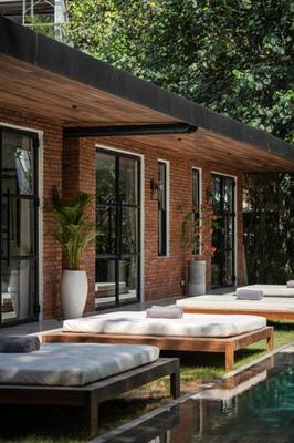 VILLA JULY