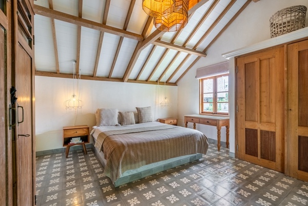  VILLA KAYU CUPEK 2 