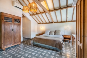  VILLA KAYU CUPEK 2 