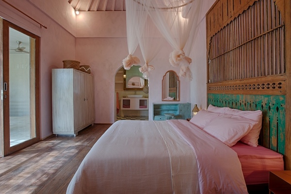 VILLA INDE