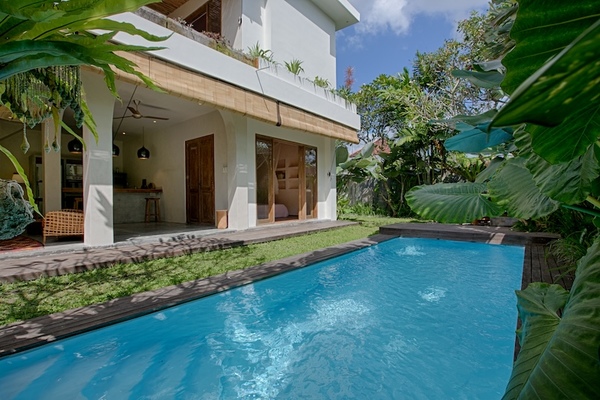 VILLA INDE