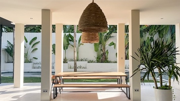  VILLA HITAM 