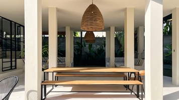  VILLA HITAM 
