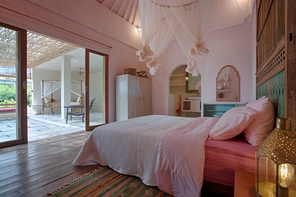 VILLA INDE