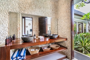  VILLA ATHENA 