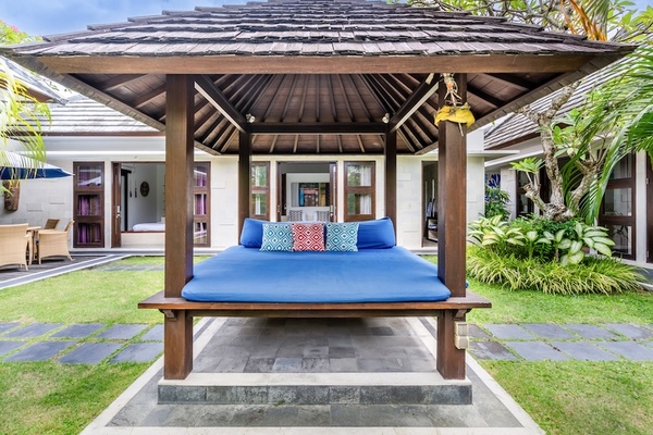  VILLA ATHENA 
