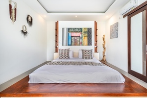  VILLA ATHENA 