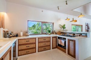  VILLA ELO 