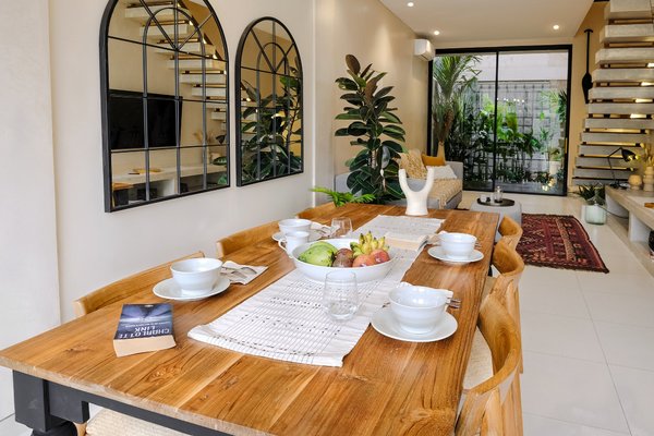 VILLA CANGGU BERAWA