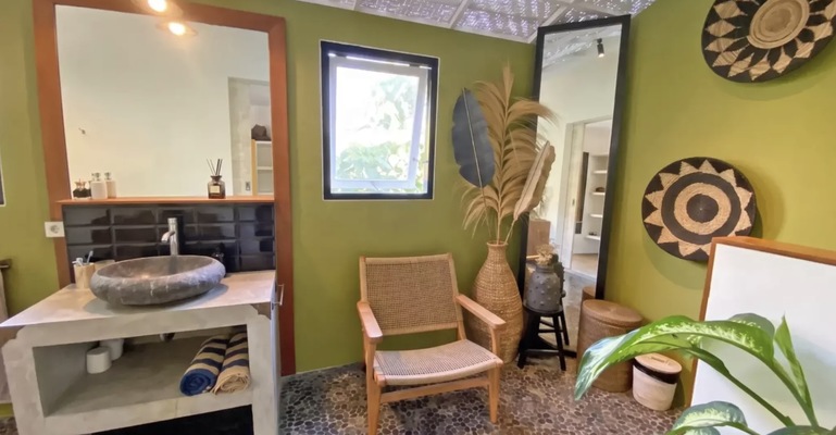  3-BEDROOM POOL VILLA UMALAS 