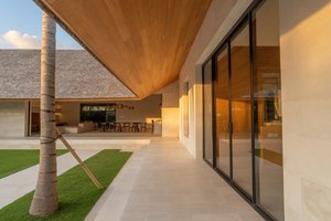  5-BEDROOM GARDEN VILLA PERERENAN 10 ARE 