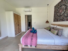  4-BEDROOM VILLA CANGGU 